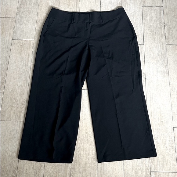 Lane Bryant Pants - Lane Bryant Classic Black Wide-Leg Dress Pants with Elastic Waist Work Trousers